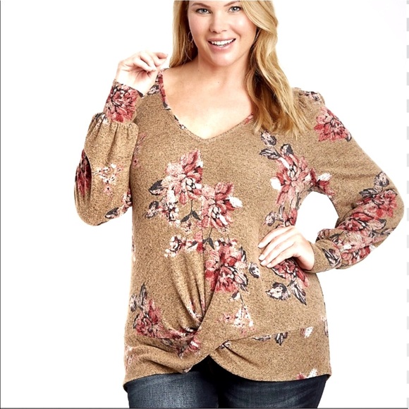 Maurices Tops - Sz XL Blouson Sleeve Twist Hem